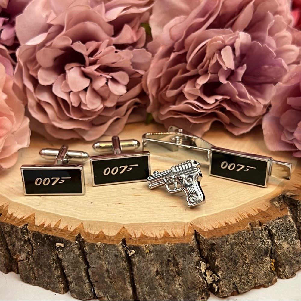 James Bond 4 Pcs Set 007 Cufflinks Tie Clip Lapel Pin